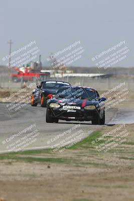 media/Oct-25-2025-CalClub SCCA (Sat) [[34c778dfbe]]/Group 4/Qualifying/